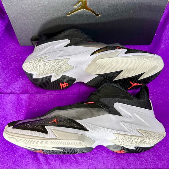 Nike Jordan One Take 3 DC7702-001 Black/White/Grey Fog Mens/Boys Size 6.5 New - Picture 8 of 12